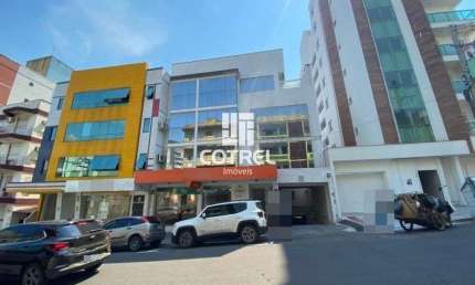 Apartamento central 1 dormitório e banheiro social localizado na cidade de Santa