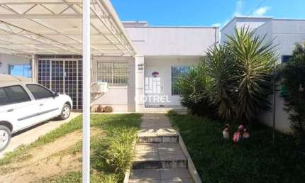 Casa 2 dormitórios e 2 vagas de garagem no Bairro Nossa Senhora de Lourdes local