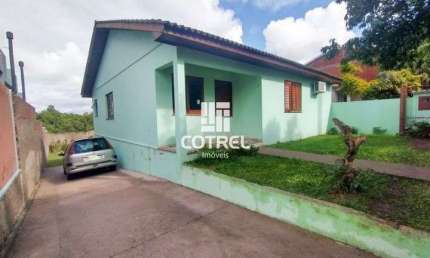 Casa 3 dormitórios sendo 1 suíte e 2 vagas de garagem no Bairro Camobi localizad