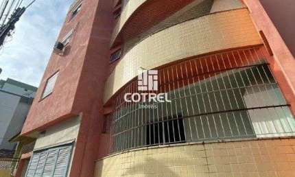 Excelente apartamento com 02 dormitórios uma sendo suíte, sacada com churrasquei