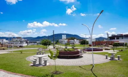 Terreno para venda com 623 m² situado no condomínio Residencial Bauhaus no Bairr
