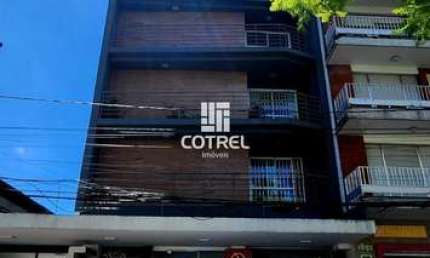 Apartamento com 1 dormitório e garagem na Av. Presidente Vargas perto do Hospita