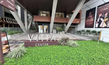 Sala comercial para venda e locação no Vitta Center em frente ao Hospital de Car