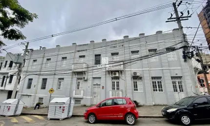 Sala Comercial com 463 m² para locação situada no Bairro Centro na cidade de San