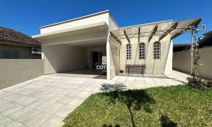 Casa para venda com 4 dormitórios 1 sendo suíte, 4 vagas de garagem situada no B