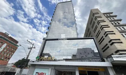Sala Comercial com 98 m² no Comercial Prime situada no Bairro Centro na cidade d