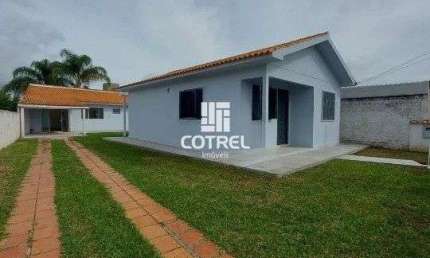 Casa para locação 3 dormitórios, 2 vagas de garagem situada no Bairro Camobi na