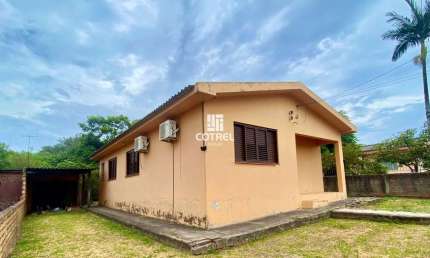 Casa para locação 2 dormitórios, 1 vaga de de garagem situada no Bairro Camobi n