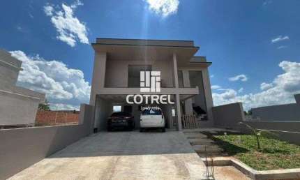 Casa para venda 3 dormitórios sendo 2 suítes, 2 vagas de garagem situada no Bair