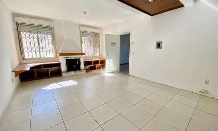 Casa para locação 3 dormitórios sendo 1 suíte, situado no bairro Nonoai, na cida