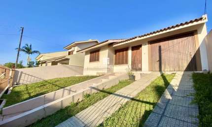 Casa 2 dormitórios com Edícula 1 dormitório para Locação, situada no bairro Camo