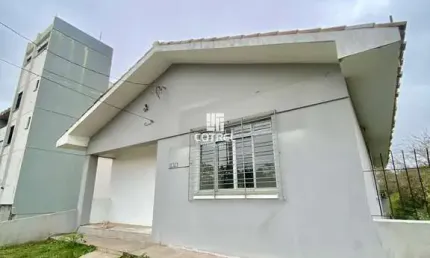 Casa Residencial e Comercial para Locação situada no bairro Pé de Plátano, na ci
