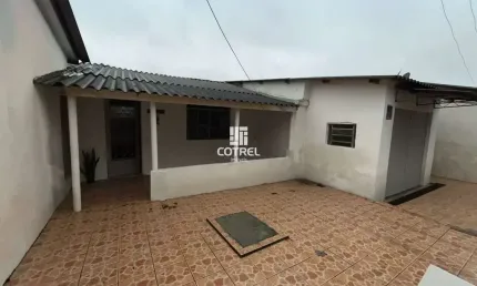 Casa para locação 2 dormitórios, 1 vaga de garagem situada na cohab fernando fer