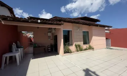 CASA COM 133M2 3 QUARTOS, SENDO 01 SUÍTE - CJ JARDIM DE VERSAILLES