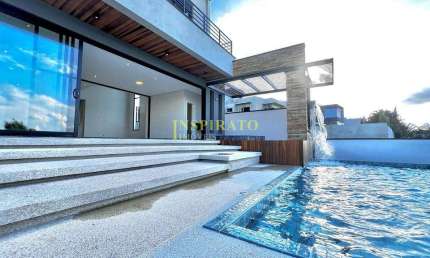 Maravilhosa casa Exclusiva com 4 dorms, 4 suítes, 6 vagas  em  Condomínio de Alto Padrão - Reserva