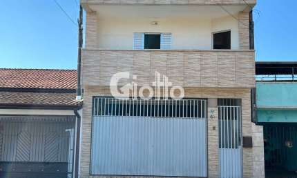 Casa Sobrado à venda em Jundiapeba, Mogi das Cruzes/SP - 3 dormitórios