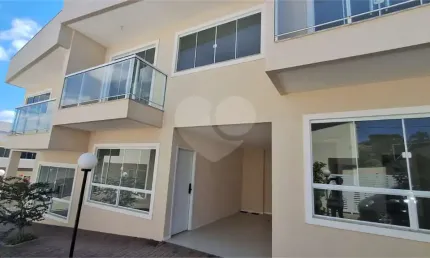 Condomínio com 3 quartos à venda em Engenho Do Mato - RJ