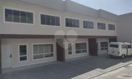 Condomínio com 3 quartos à venda em engenho do mato - rj