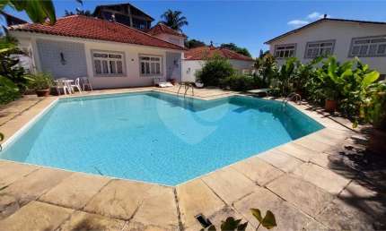 Casa com 7 quartos à venda na Rua das Violetas, Itacoatiara, Niterói