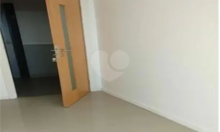 Sala comercial à venda na Doutor Feliciano Sodré, Centro, São Gonçalo