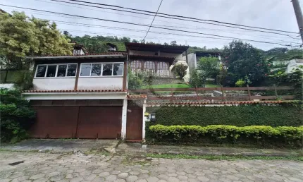 Casa com 3 quartos à venda na Rua Leila Diniz, São Francisco, Niterói