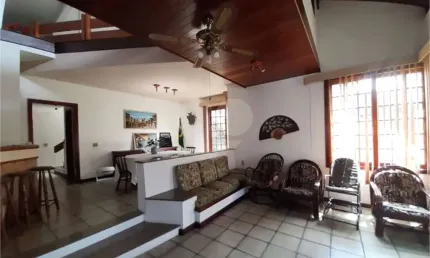 Casa com 5 quartos à venda na Doutor Odilon Beauclair, Camboinhas, Niterói
