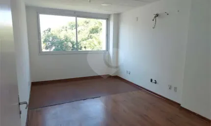 Sala comercial à venda na Rua Doutor Celestino, Centro, Niterói