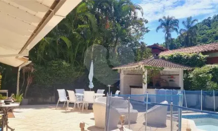 Condomínio com 4 quartos à venda em Itacoatiara - RJ