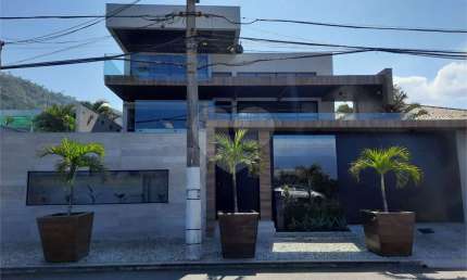 Casa com 4 quartos à venda na Praia Itacoatiara, Itacoatiara, Niterói