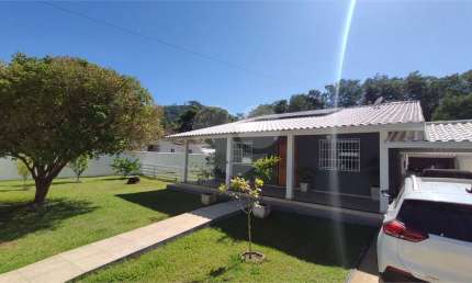 Casa com 3 quartos à venda em Várzea Das Moças - RJ