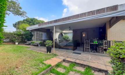 Casa com 5 quartos à venda na Rua Guararapes, São Francisco, Niterói