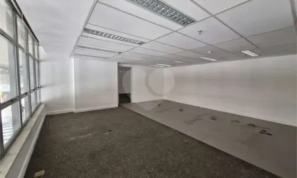 Ponto comercial à venda na Avenida Ernani do Amaral Peixoto, Centro, Niterói