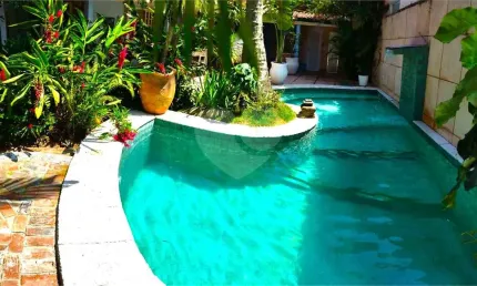 Casa com 3 quartos à venda na Avenida Senador Vasconcellos Torres, Maravista, Niterói