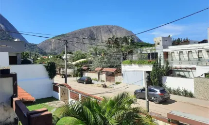 Casa com 3 quartos à venda na Das Margaridas, Itacoatiara, Niterói