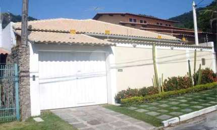 Casa com 3 quartos à venda na Coronel Júlio Froes, São Francisco, Niterói