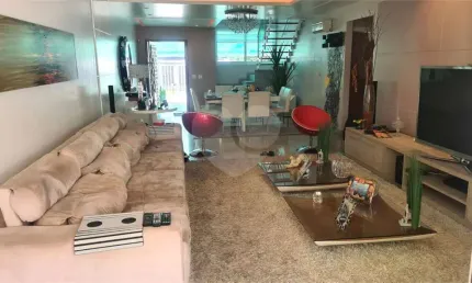 Casa com 3 quartos à venda na Rua Edma Rodrigues Valadão, Camboinhas, Niterói