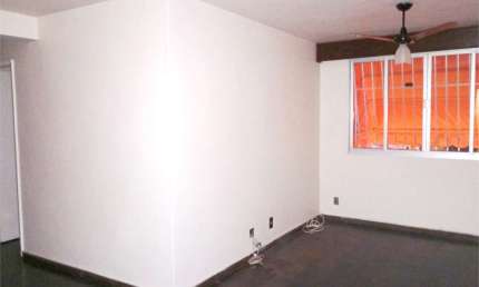 Apartamento com 2 quartos à venda na Aluísio Neiva, Centro, São Gonçalo