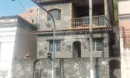 Casa com 2 quartos à venda na Rua Noronha Torrezão, Santa Rosa, Niterói