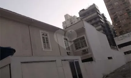 Terreno à venda na Rua Doutor Paulo Alves, Ingá, Niterói