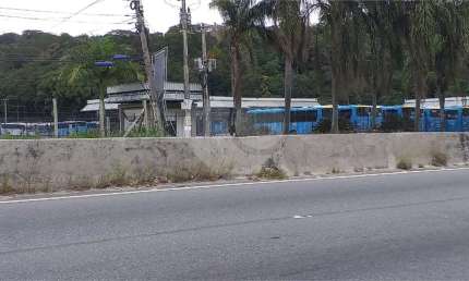 Terreno à venda na Rodovia Amaral Peixoto, Rio do Ouro, São Gonçalo
