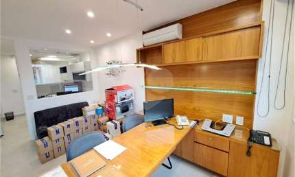Sala comercial à venda na Rua Doutor Celestino, Centro, Niterói