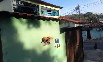 Casa com 2 quartos à venda na Desembargador Nestor Rodrigues Perlingeiro, Santa Bárbara, Niterói