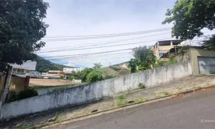 Terreno à venda na Leonardo Vilas Boas, São Francisco, Niterói