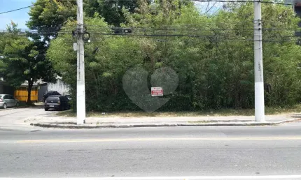Terreno à venda na Avenida Central Ewerton Xavier, Serra Grande, Niterói