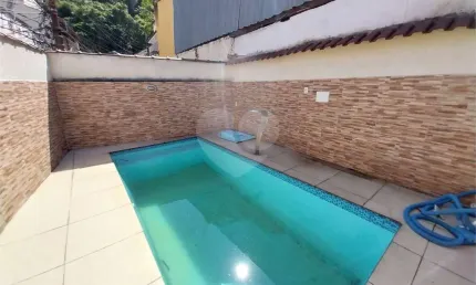 Casa com 3 quartos à venda na Rua Doutor Mário Viana, Santa Rosa, Niterói