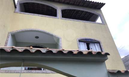 Casa com 3 quartos à venda na Albertina Torres, Gradim, São Gonçalo