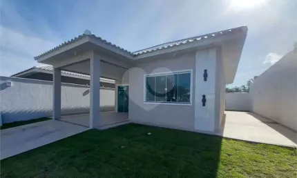 Condomínio com 2 quartos à venda em Cajueiros (itaipuaçu) - RJ