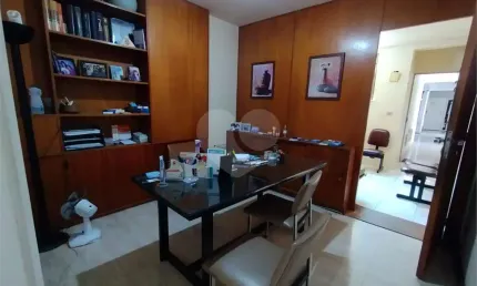 Sala comercial à venda na Rua Miguel de Frias, Icaraí, Niterói