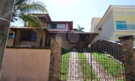 Casa com 3 quartos à venda na José Côrtes Júnior, Serra Grande, Niterói