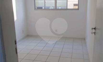 Apartamento com 2 quartos à venda em Maria Paula - RJ